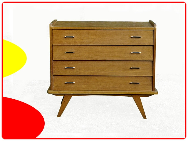Commode vintage inclinée bois clair