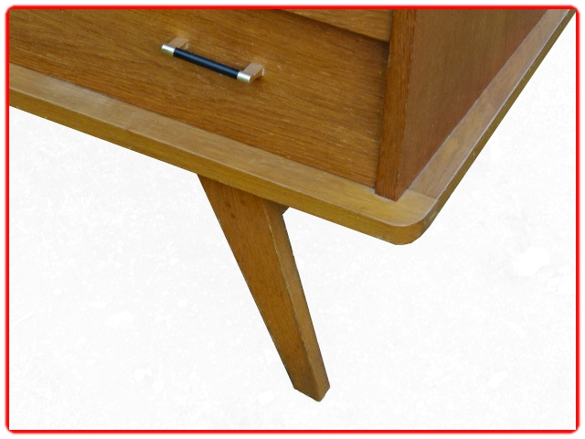 commode vintage pieds compas