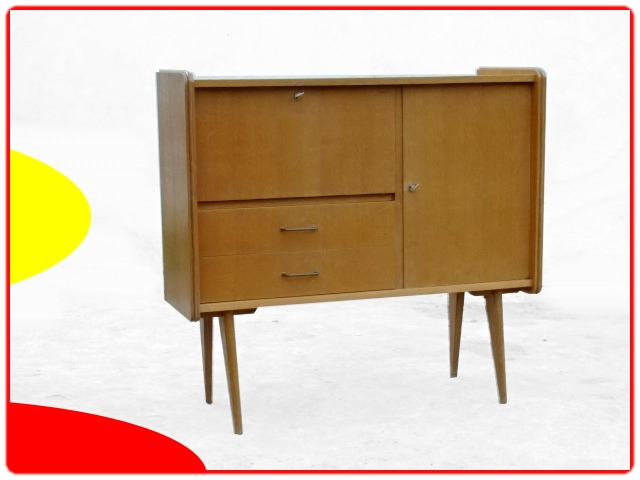 buffet vintage par SAM demi-siècle estampillé