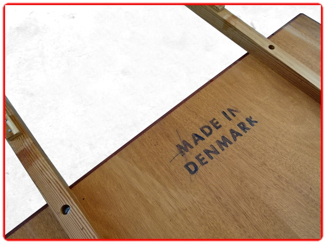 Table à manger Danemark Verner Pedersen teck estampillée