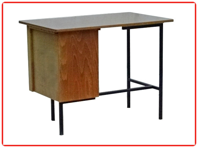bureau vintage moderniste