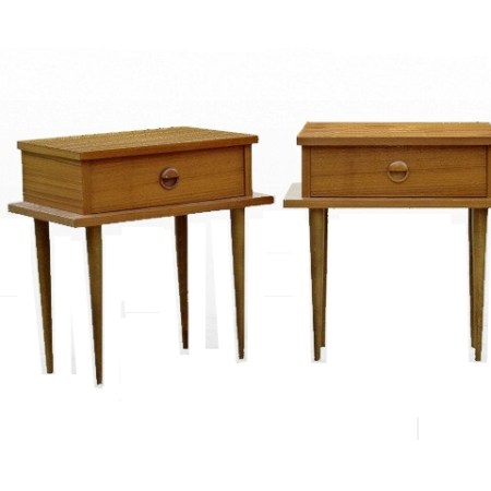 Paire de tables de chevet vintage