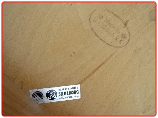 Table H. W. Klein teck SAMCOM Danois