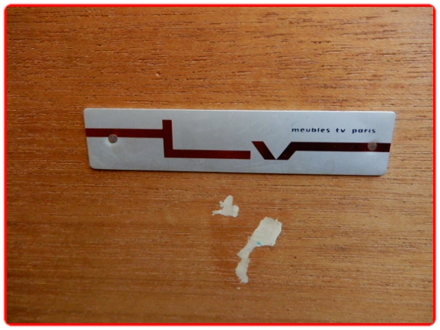 Table Meubles TV Paris Tricoire et Vecchione 1960