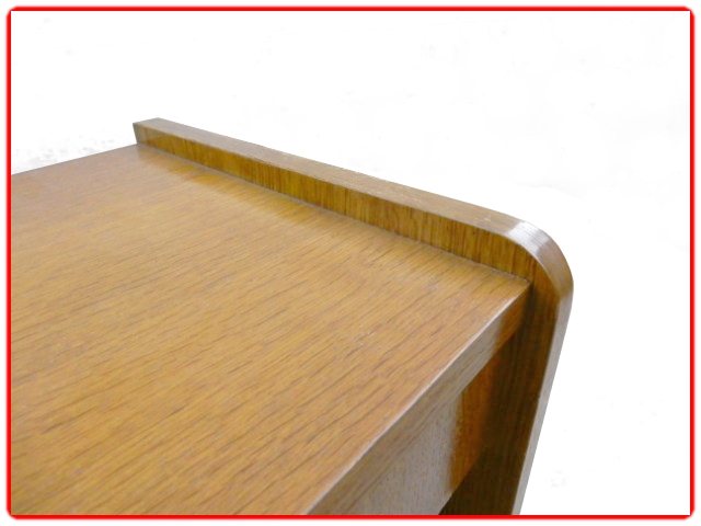 Tables de chevets vintage clairs