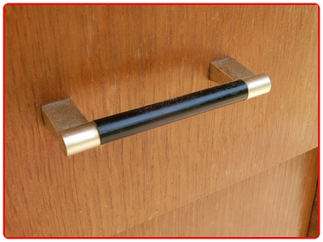 Buffet vintage bois massif 1950