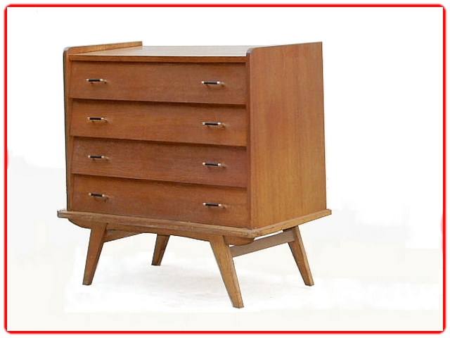 Commode vintage design atypique