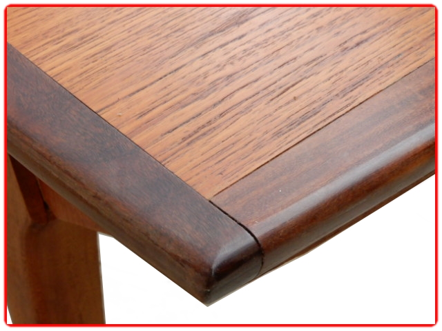 Table à manger design scandinave en teck