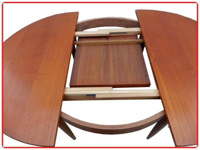 Table de repas ronde vintage