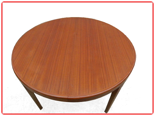 Table de salle à manger scandinave ronde