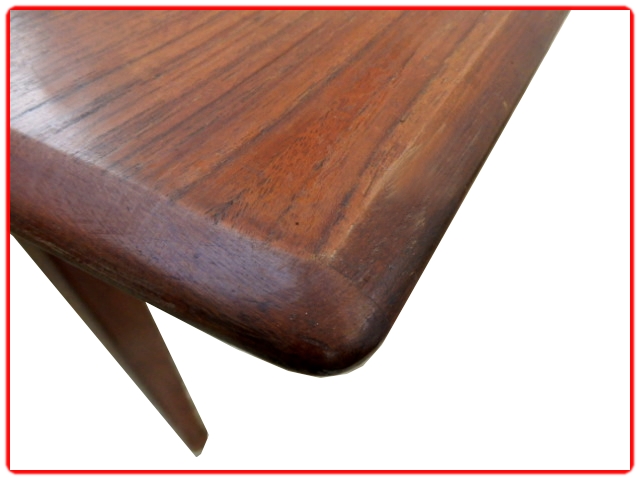 Table de repas en teck vintage scandinave