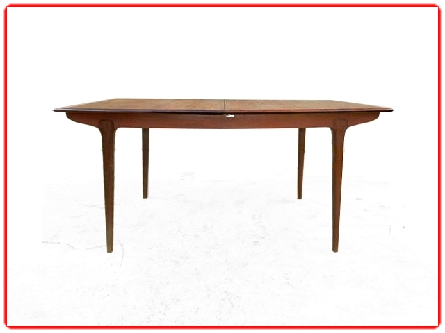 Table de repas scandinave en teck
