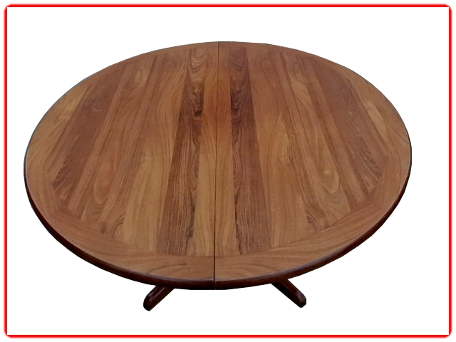 table de repas ronde en palissandre scandinave