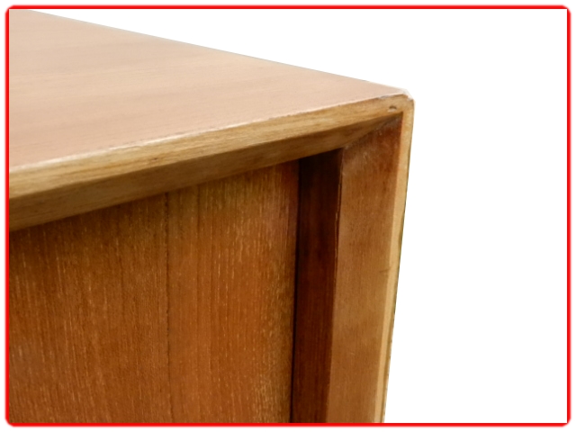 Enfilade en teck rénovée