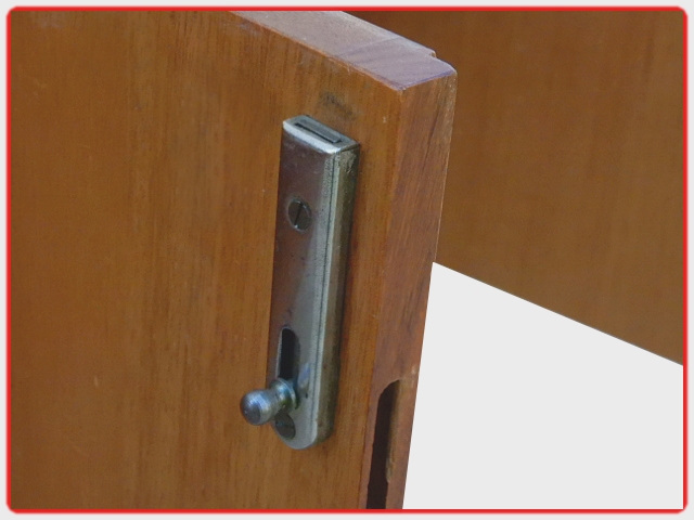 Enfilade suédoise teck estampillée