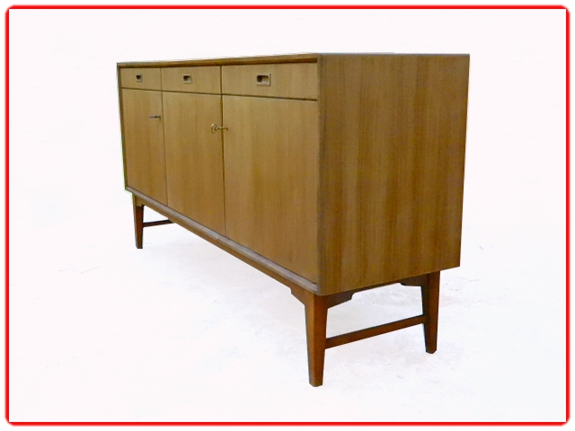 Enfilade suédoise Skaraborgs en teck 1960