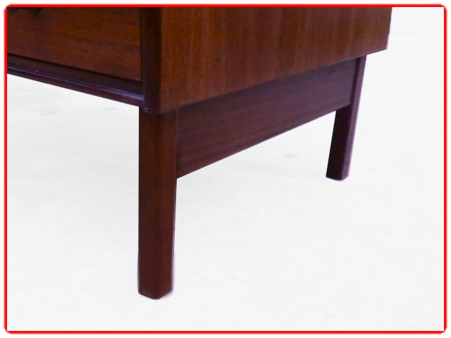 bureau vintage scandinave années 1970