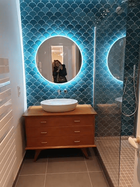 Commode vintage bois salle de bains