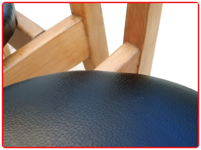 Chaises scandinave vintage en skaï noir