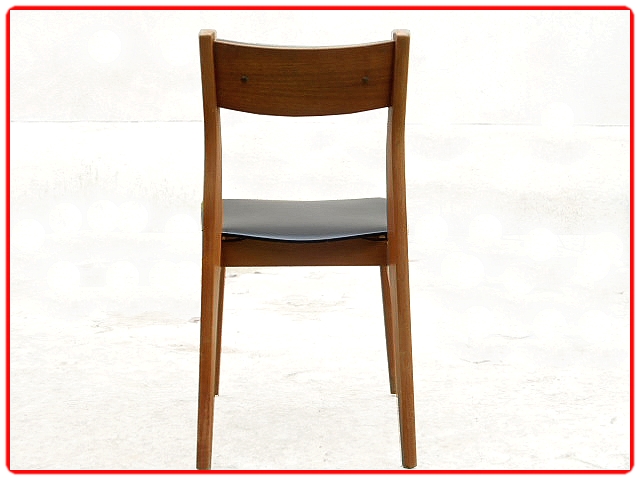 Chaises anciennes rénovées vintage scandinave