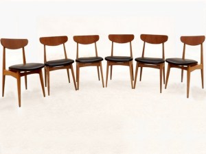 6 chaises scandinaves vintage rénovées en teck