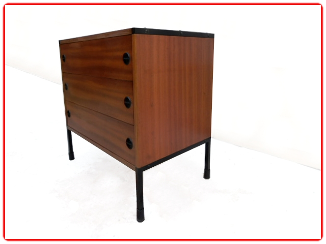 Commode Guariche Mortier, Motte