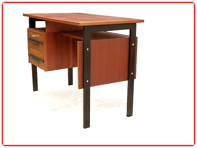 Bureau design moderniste années 60-70