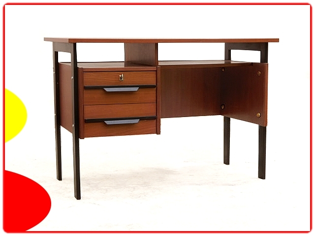 bureau moderniste vintage