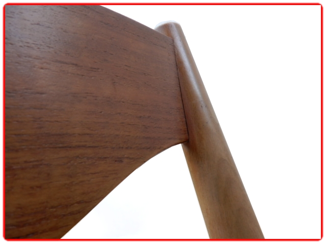 Chaises anciennes en teck scandinaves