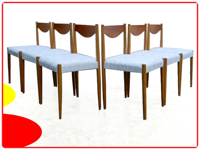 Chaises scandinaves en teck