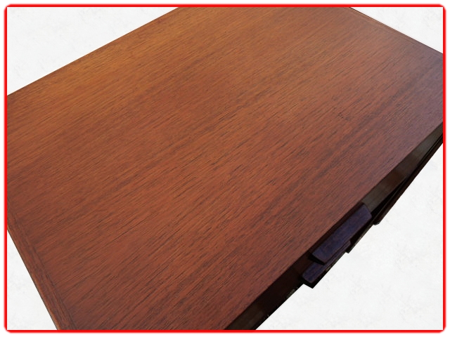 Chevet vintage teck Suède années 60