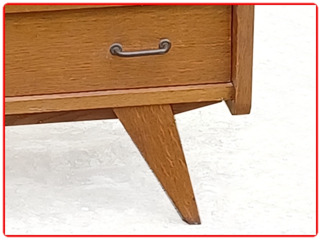Commode vintage pieds compas
