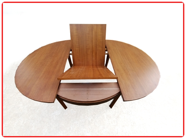 Table de repas années 60 