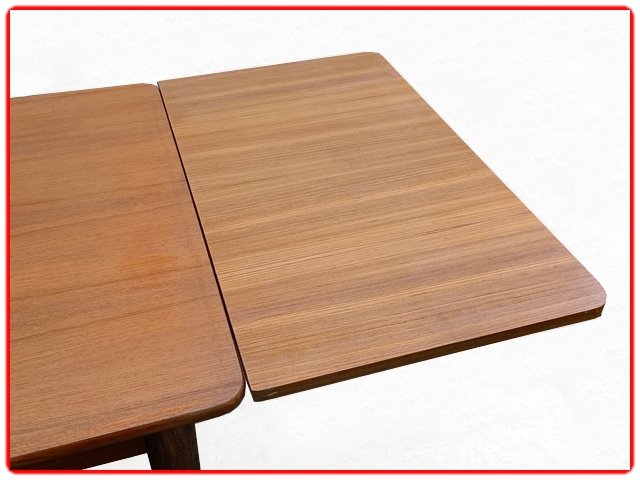 Table à manger scandinave avec rallonges