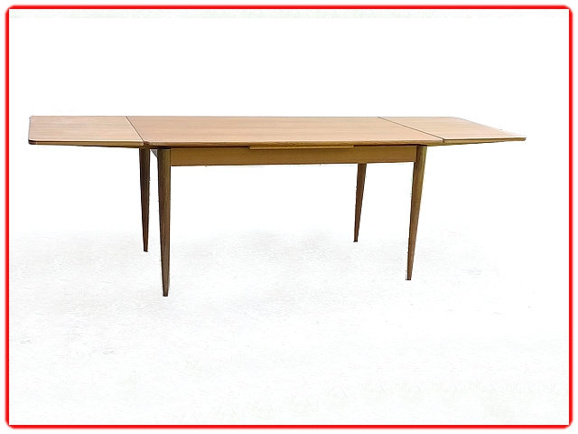 Table à manger scandinave vintage teck