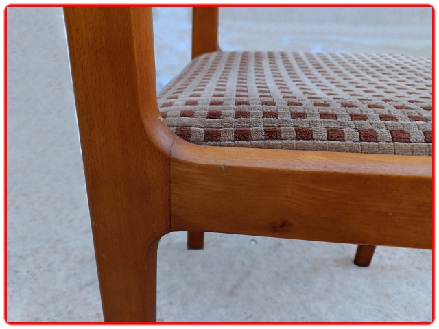 Chaises vintage bois massif