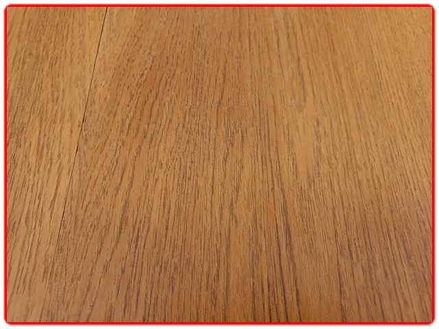 Table ronde en teck scandinave