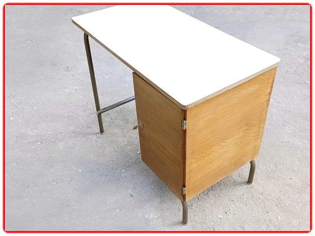 Petit bureau vintage