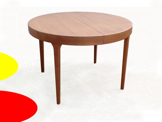 Table de repas O. T. Larsen teck extensible