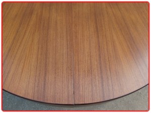 Table Harry Ostergaard estampillée scandinave 1960