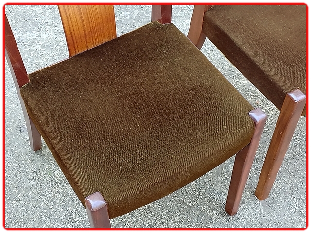 Chaises teck velours vintage design scandinave