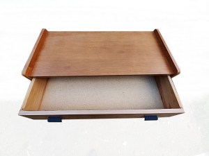 Commode vintage rénovée 1960