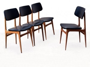 Chaises vintage bois clair et skai