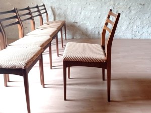 6 chaises teck Meredew vintage scandinave 1960