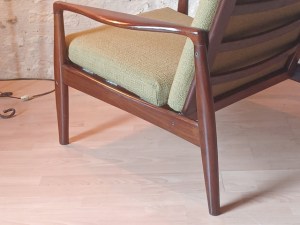 Fauteuil scandinave teck massif vintage 1960