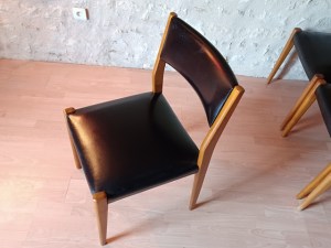6 chaises vintage scandinave dossiers courbés.