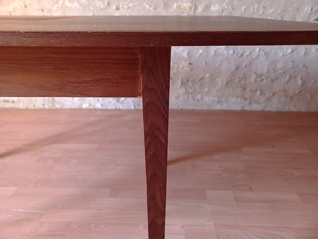 table scandinave teck