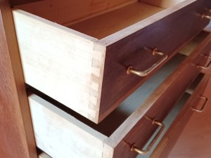 Commode vintage ancienne