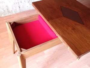 Table portefeuille en noyer vintage