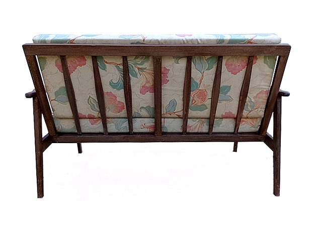 Vue de dos de la banquette vintage années 1950